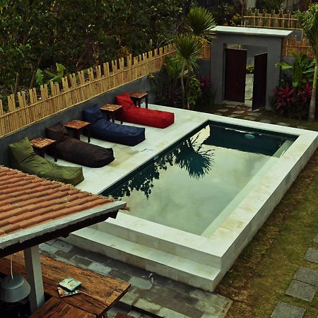 Lay Day Surf Hostel Canggu Eksteriør billede